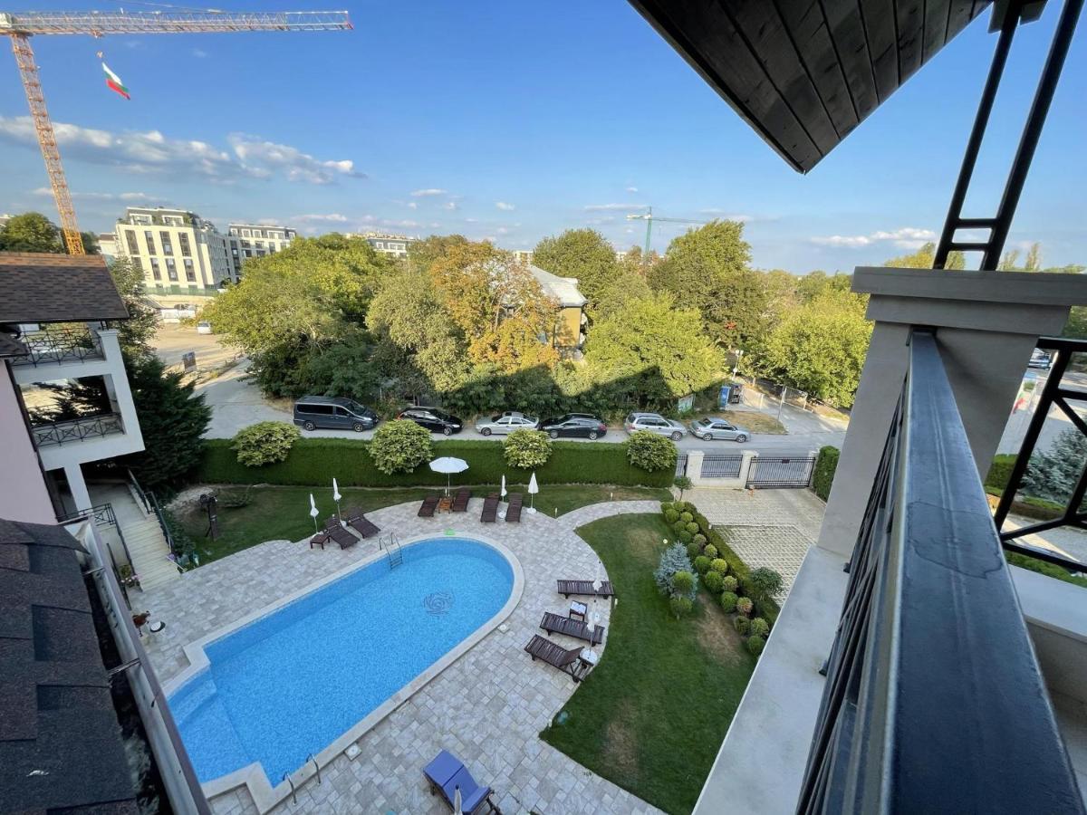 Stunning 2-Bed Apartment In Sea Resort Varna Saints Constantine and Helena Екстер'єр фото