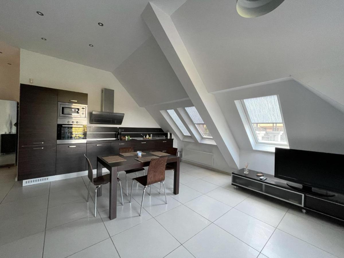 Stunning 2-Bed Apartment In Sea Resort Varna Saints Constantine and Helena Екстер'єр фото