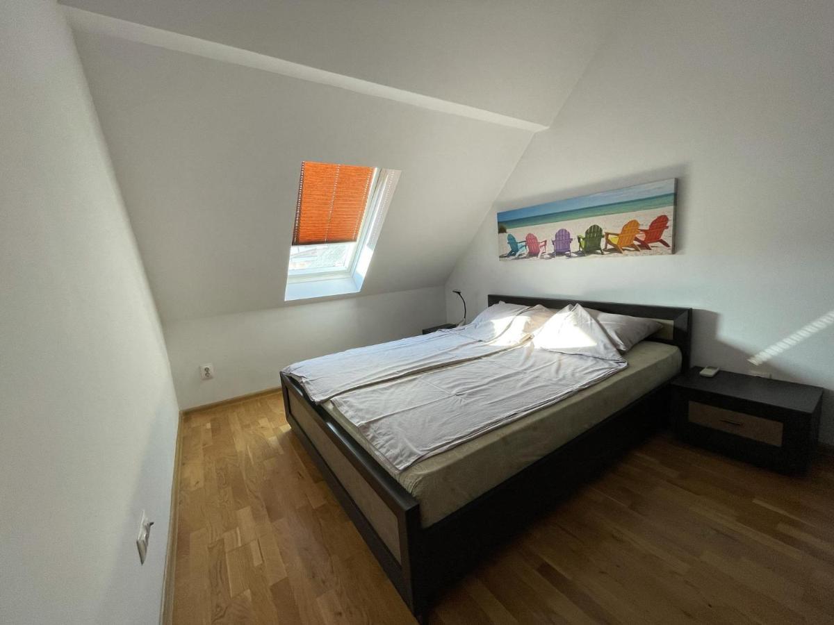 Stunning 2-Bed Apartment In Sea Resort Varna Saints Constantine and Helena Екстер'єр фото